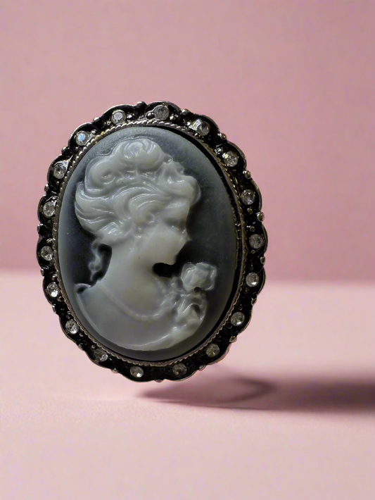 Vintage Oversize Chunky Cameo Rhinestone Ring