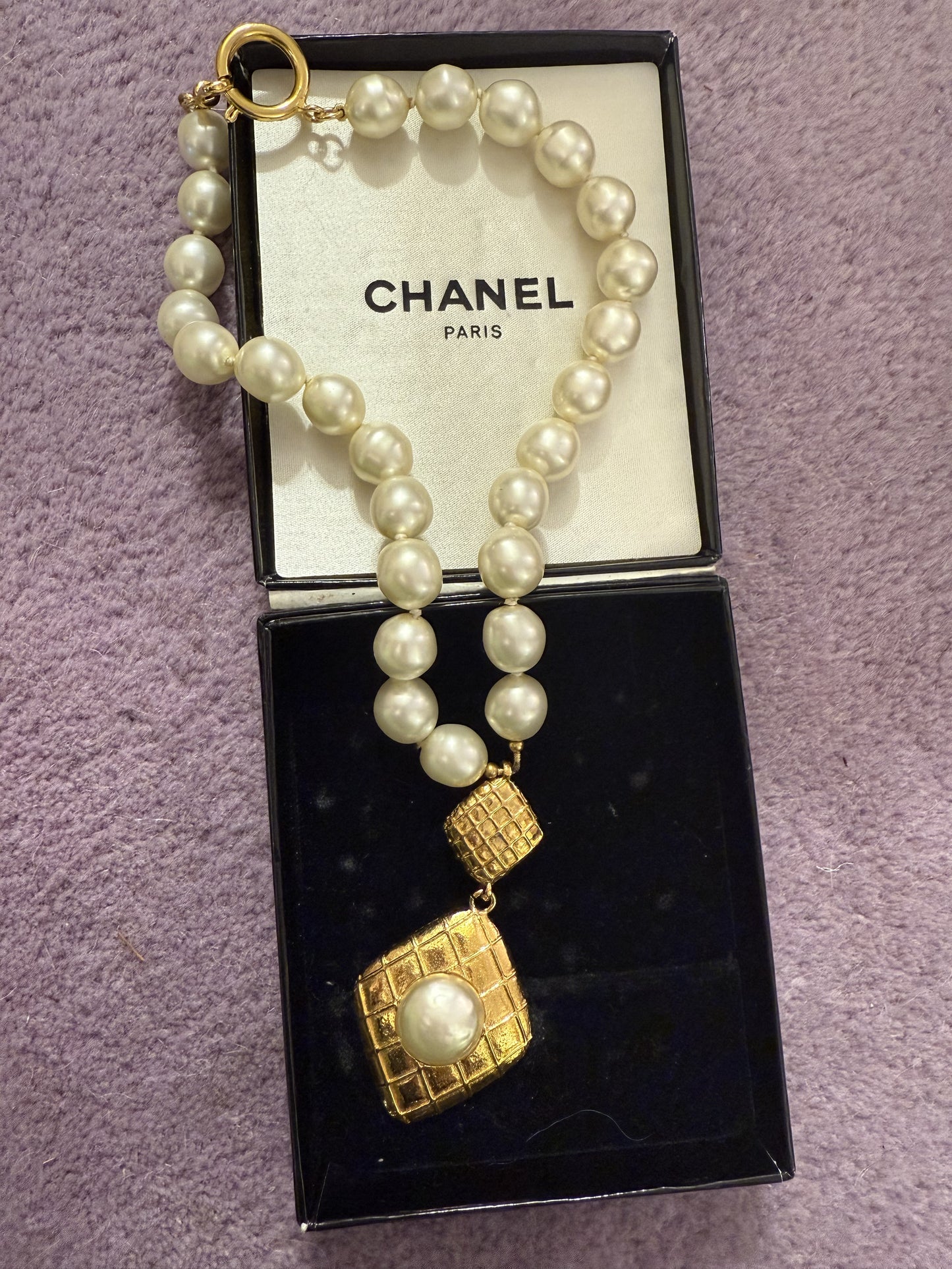 Vintage Chanel Byzantine Pearl Gold Pendant Necklace