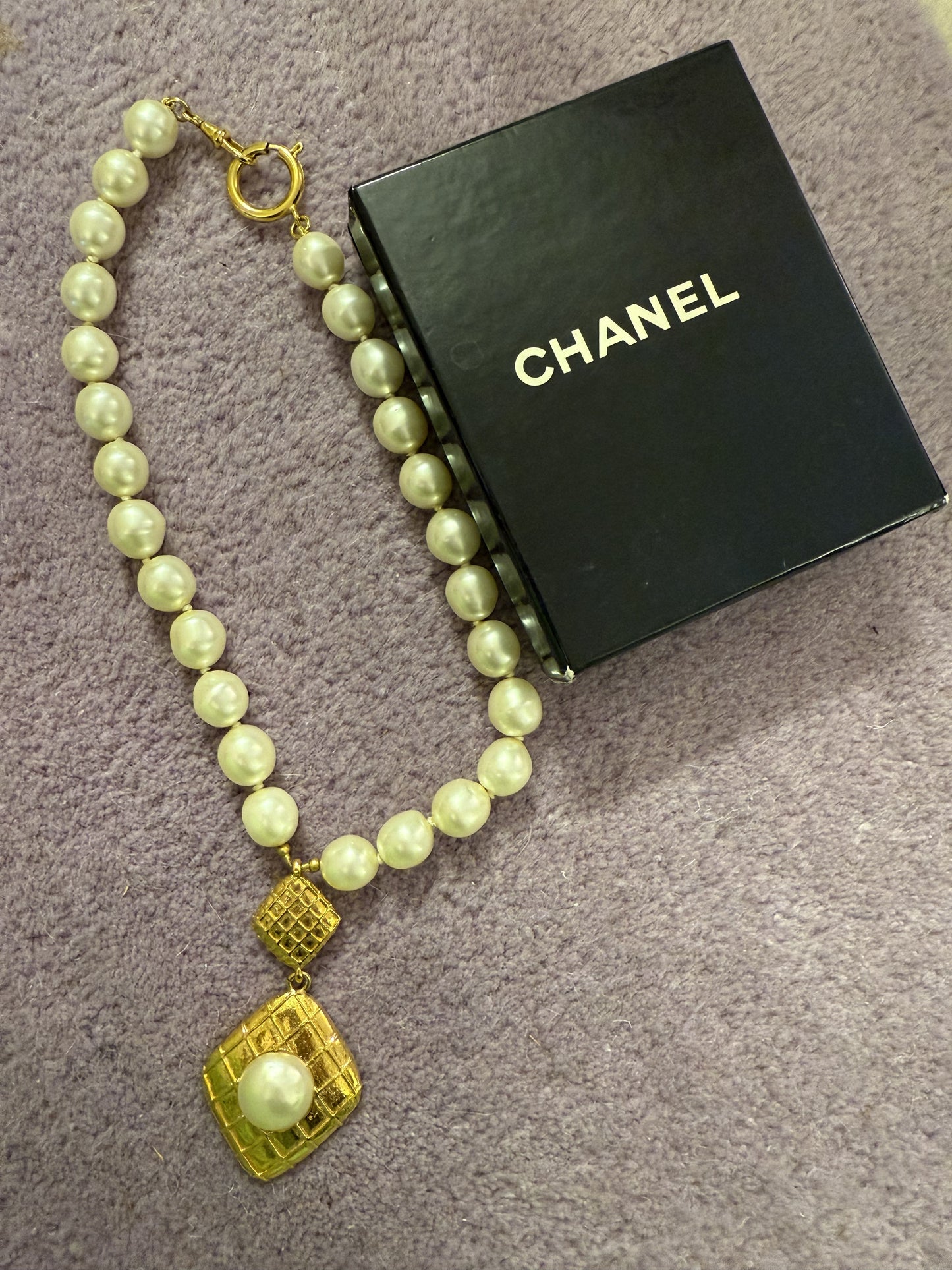 Vintage Chanel Byzantine Pearl Gold Pendant Necklace